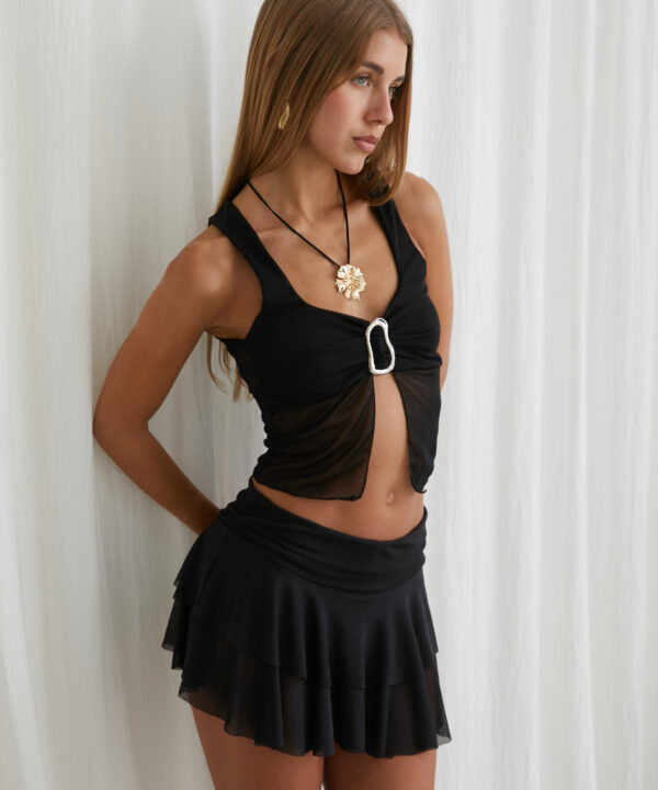 2225/T-MUSCULOSA TUL LISO CENTRO HEBILLA ONDULADO FORRADO CON VOLADO RULOTTE