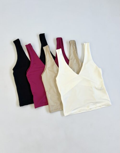 2880/M-MUSCULOSA MICROFIBRA ESCOTE V ESPALDA U FORRADO LARGO