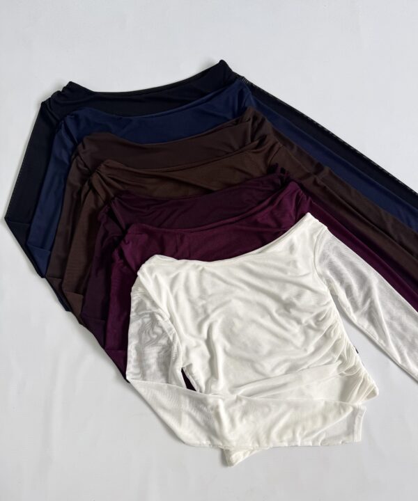 1641/T-TOP TUL LISO HOMBRO CAIDO MANGA LARGA CON FRUNCE HOMBRO Y LATERAL