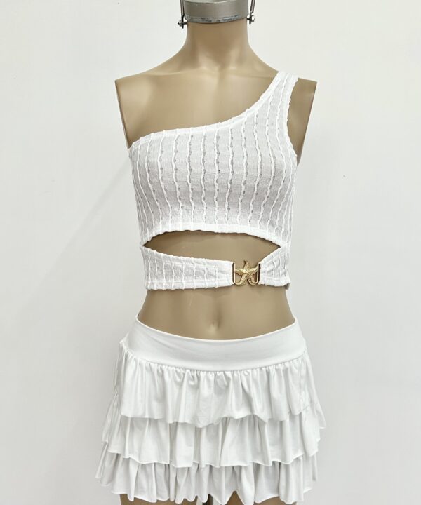 Alternative view of 3818/CR-TOP CROCHET ONDITAS UN HOMBRO CON RECORTE CINTURON HEBILLA ESTRELLITA DORADA LATERAL