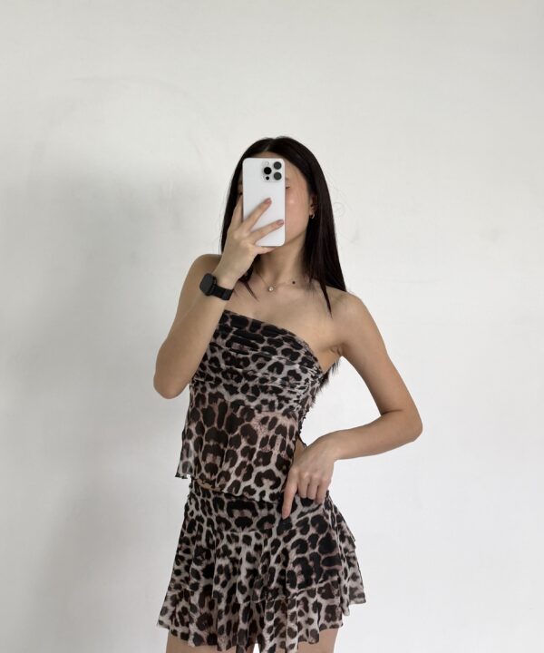 1519/TA-BANDO TUL ANIMAL PECHERA FRUNCE LATERAL CON FORRO Y TAJO VOLADO