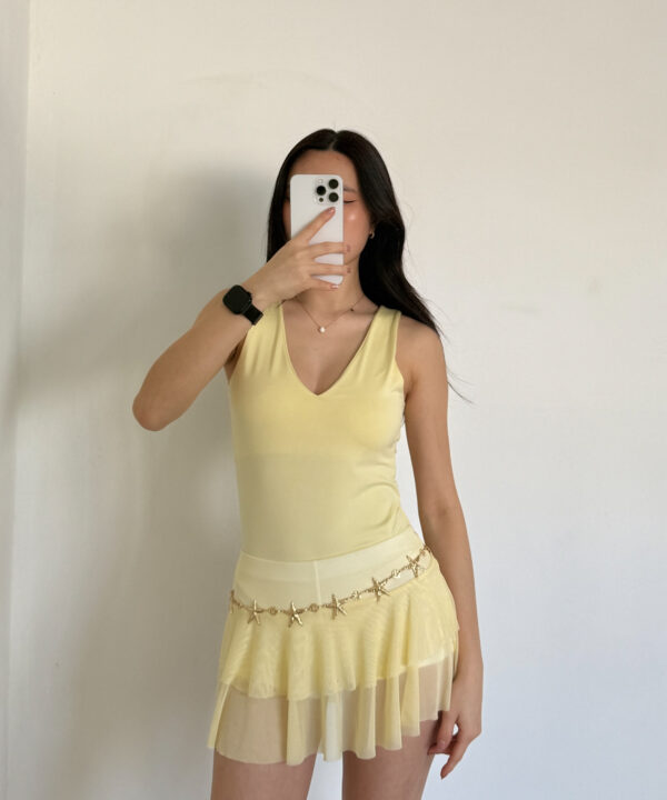 5080/M-BODY MICROFIBRA ESCOTE V FORRADO ESPALDA U