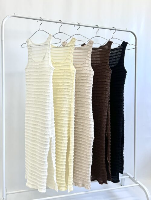 395/R-VESTIDO MUSCULOSA MIDI RUFFLE CON TAJO