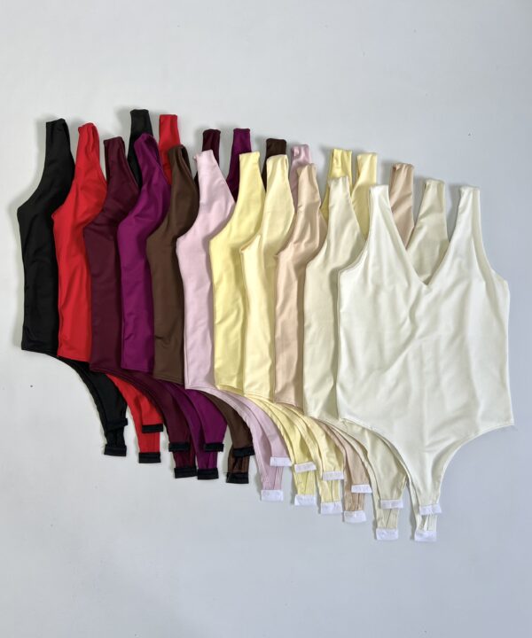 5080/M-BODY MICROFIBRA ESCOTE V FORRADO ESPALDA U