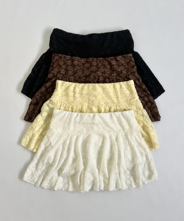 635/J-POLLERA TUL JACQUARD FLOR VOLADO CON SHORT