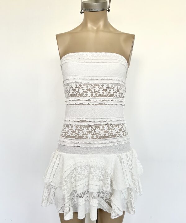 Alternative view of 429/ER-VESTIDO STRAPLESS ENCAJE RUFFLE DOBLE VOLADO CON SHORT INTERNO