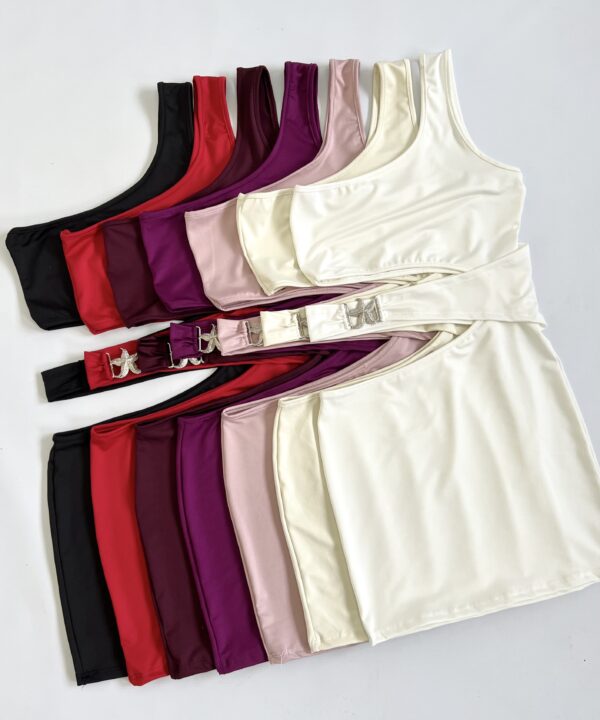 454/M-VESTIDO MICROFIBRA UN HOMBRO ABERTURA IRREGULAR CON CINTURON HEBILLA ESTRELLITA LATERAL