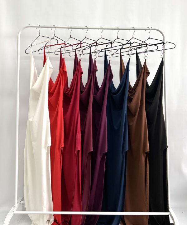 480/M-VESTIDO LARGO MICROFIBRA BUCHE CAIDO CON HEBILLA oOo UN LADO Y ABERTURA TAJO POLLERA