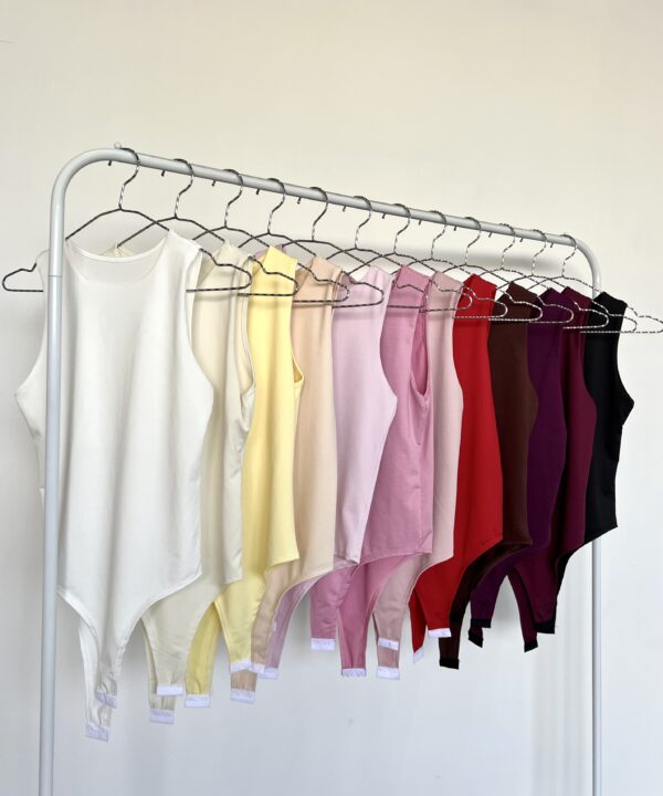 5320/M-BODY MICROFIBRA MUSCULOSA CON FORRO Y GANCHO