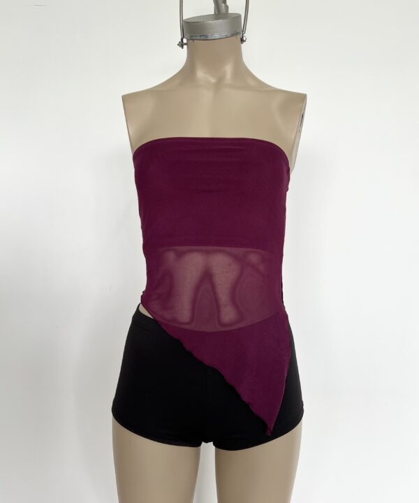 Alternative view of 2232/T-TOP TUL IRREGULAR PICO CON TAJO Y BANDO MODAL