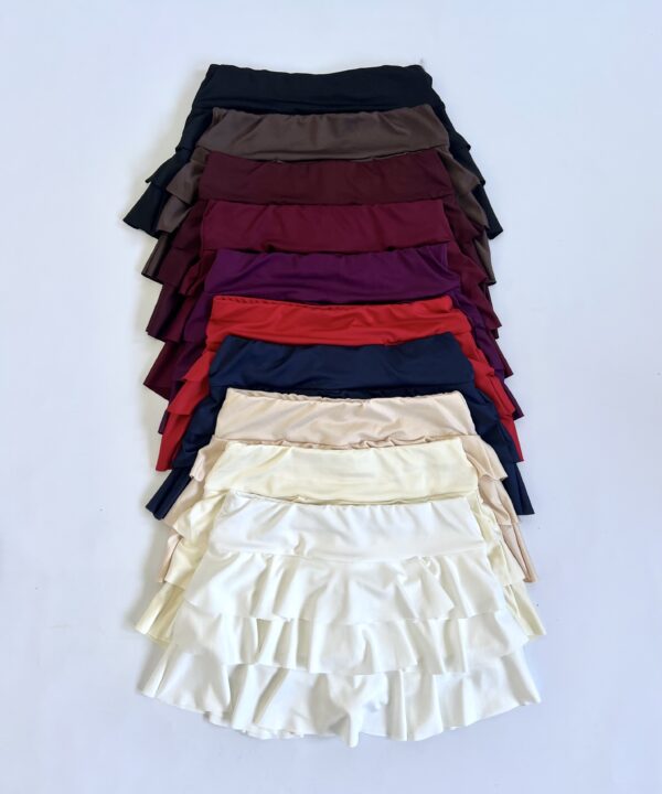 643/M-POLLERA MICROFIBRA CON SHORT 3 VOLADOS