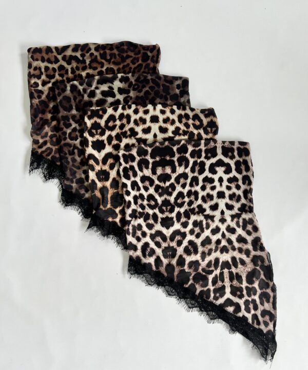 2235/TA-BANDO TUL ANIMAL PICO CON PUNTILLA FLECOS ABAJO