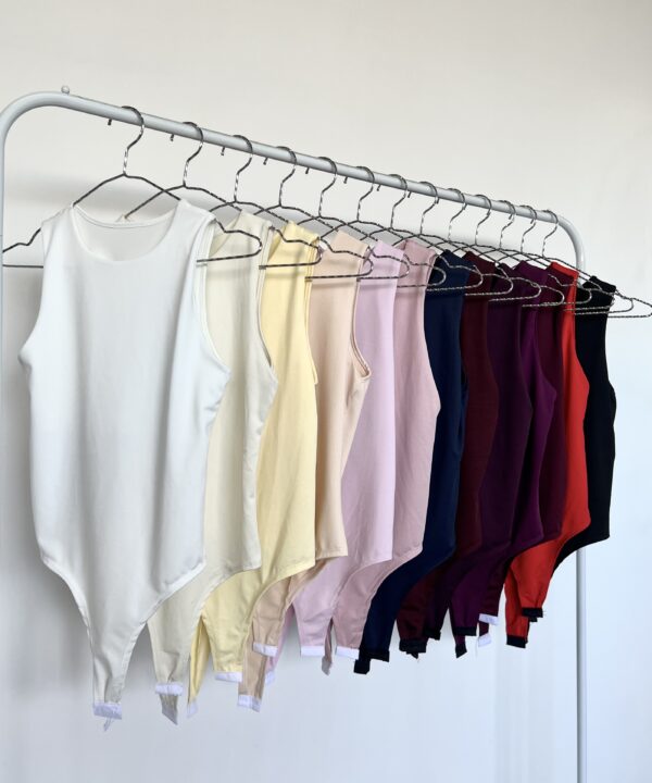 5320/M-BODY MICROFIBRA MUSCULOSA CON FORRO Y GANCHO