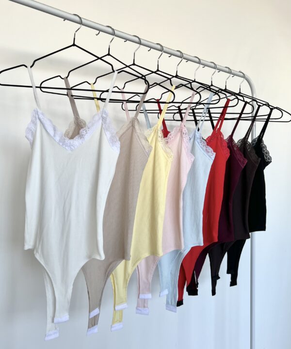 5400-BODY MORLEY FINO TIRITA PUNTILLA V CON GANCHO