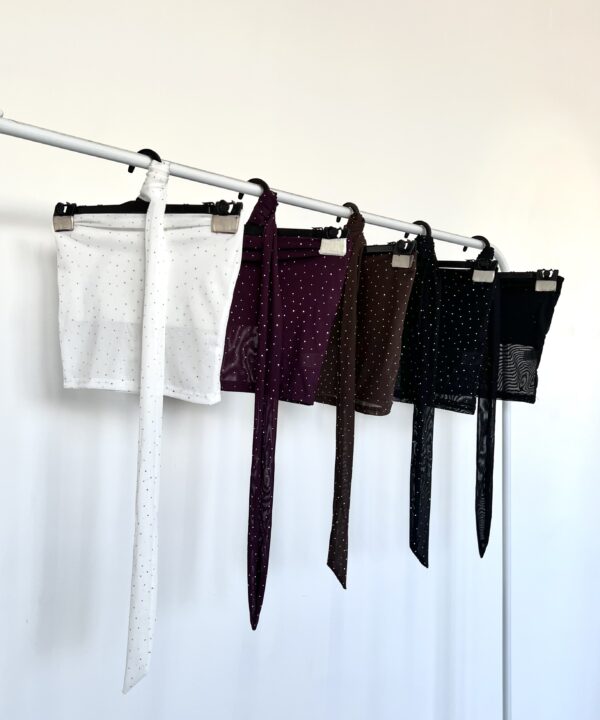 8337/TS-BANDO TUL STRASS CON LAZO CORBATA Y PECHERA FORRADO