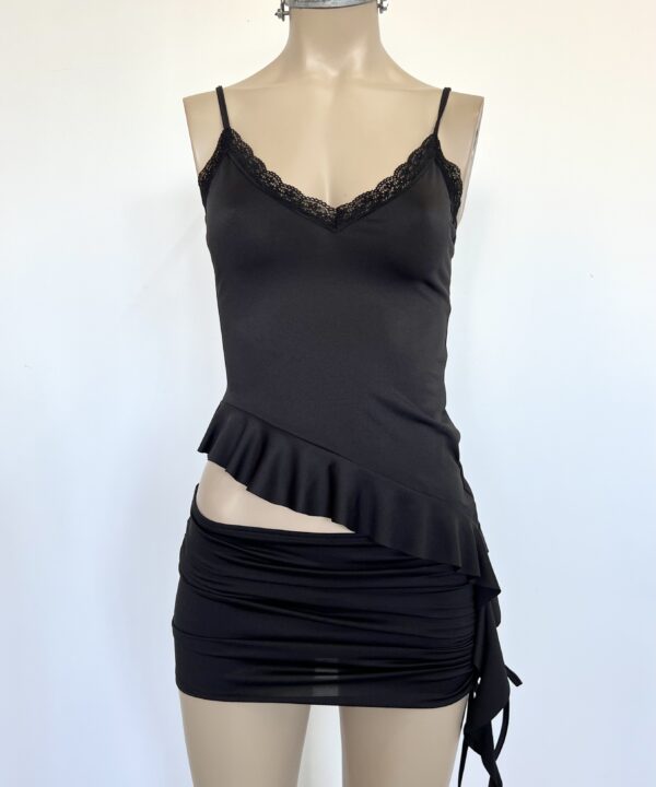 Alternative view of 1240/M-TOP MICROFIBRA PUNTILLA ESCOTE V TIRITA CON PICO VOLADO CAIDO