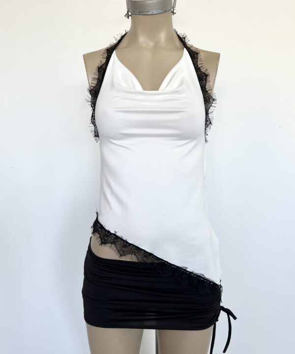 Alternative view of 1011/M-TOP MICRO HALTER SEMIBUCHE AMERICANA CON PUNTILLA FLECOS SISA Y PICO