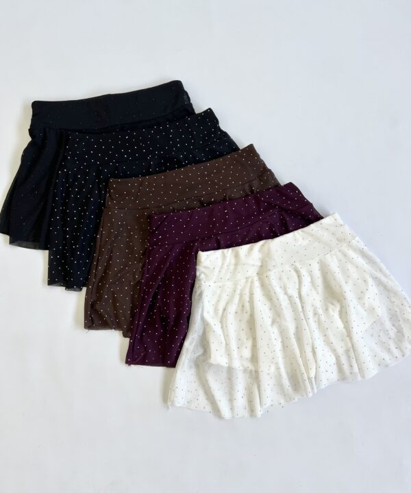 635/TS-POLLERA SKORT TUL STRASS VOLADO CON SHORT INTERNO