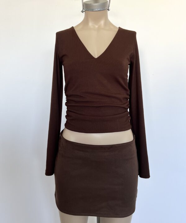 Alternative view of 2369-REMERA MORLEY TAO ESCOTE V FORRADO MANGA LARGA CON ELASTICO LATERALES