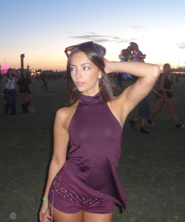 1815/M-TOP MICROFIBRA CUELLO AMERICANA HALTER PARA ATAR CON PICO IRREGULAR PUNTILLA Y TAJO