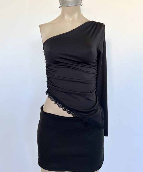 Alternative view of 1667/3M-TOP MICROFIBRA UNA MANGA CON HOMBRO Y LATERALES FRUNCE PICO IRREGULAR PUNTILLA