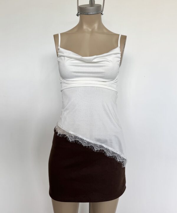 Alternative view of 3141/M-TOP MICROFIBRA TIRITA SEMIBUCHE FRUNCIDO PECHERA DOBLE CON PICO PUNTILLA FLECOS Y TAJO