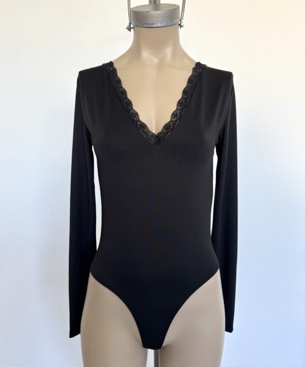 Alternative view of 5082/M-BODY MICROFIBRA MANGA LARGA ESCOTE V FORRADO CON PUNTILLA Y GANCHO ABAJO