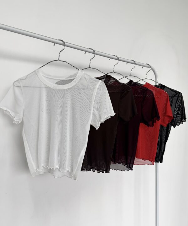 3699-REMERA TUL LISO MANGA CORTA RULOTTE CON CUELLO REDONDO