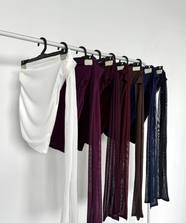 1840/T-TOP TUL FRUNCE UN HOMBRO Y LATERAL CON LAZO PARA ATAR CUELLO