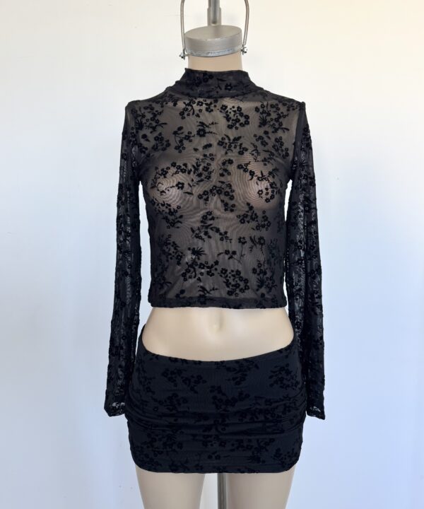 Alternative view of 2020/TF-REMERA TUL FLOCK MEDIA POLERA MANGA LARGA