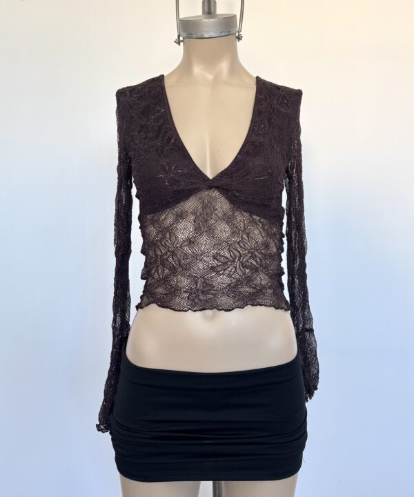 Alternative view of 1319/EL-REMERA ENCAJE BRILLO LUREX PECHERA FORRADO CON MANGA OXFORD VOLADO