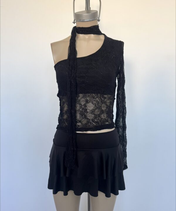 Alternative view of 1840/EL-TOP ENCAJE BRILLO LUREX UNA MANGA CON LAZO CORBATA PARA ATAR CUELLO
